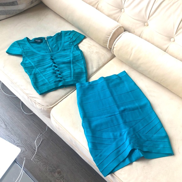bebe Other - BEBE Aqua Blue Cropped Top + Pencil Skirt